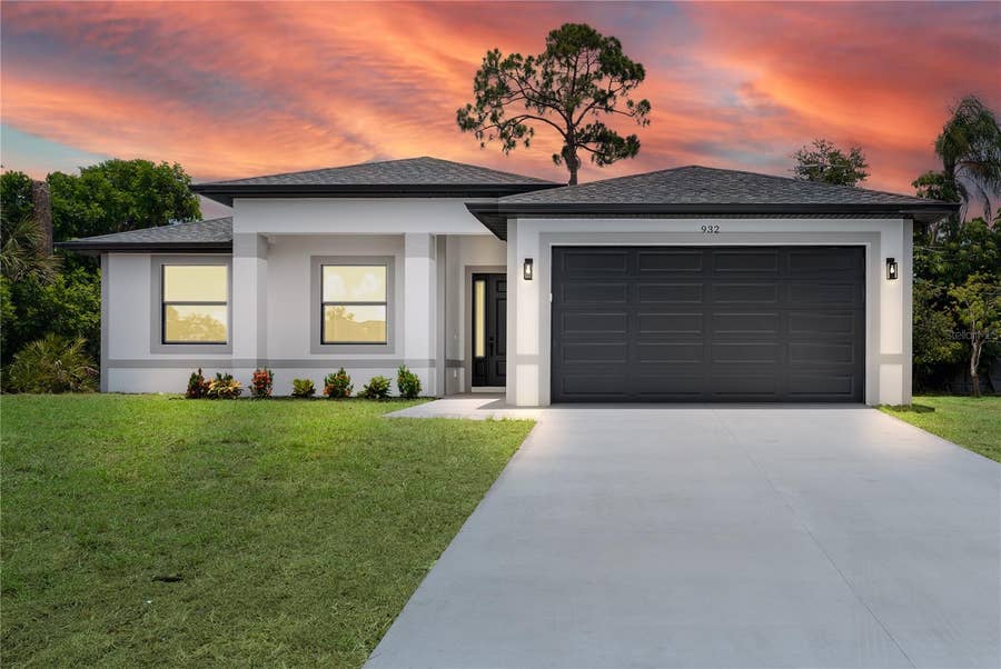 Property photo for 923 CUMBERLAND ROAD, Venice, FL