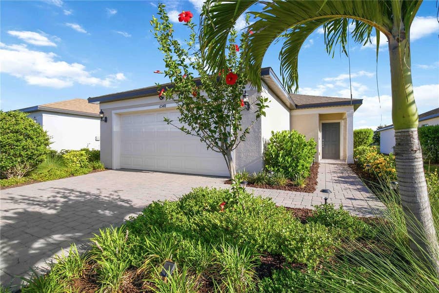Property photo for 6548 SILVERSTAR DRIVE, Sarasota, FL