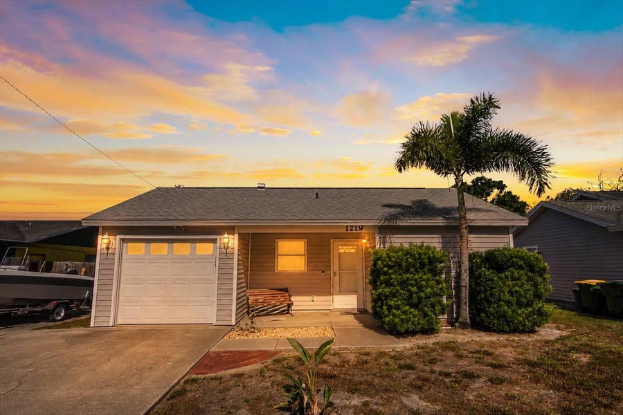 Property photo for 1219 MACKERAL AVENUE, Sarasota, FL