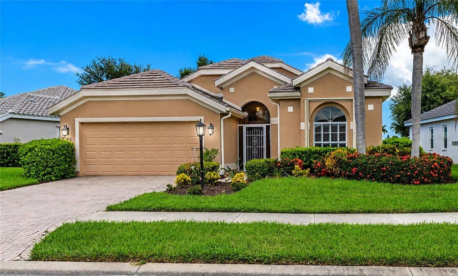 Property photo for 5133 FLAGSTONE DRIVE, Sarasota, FL