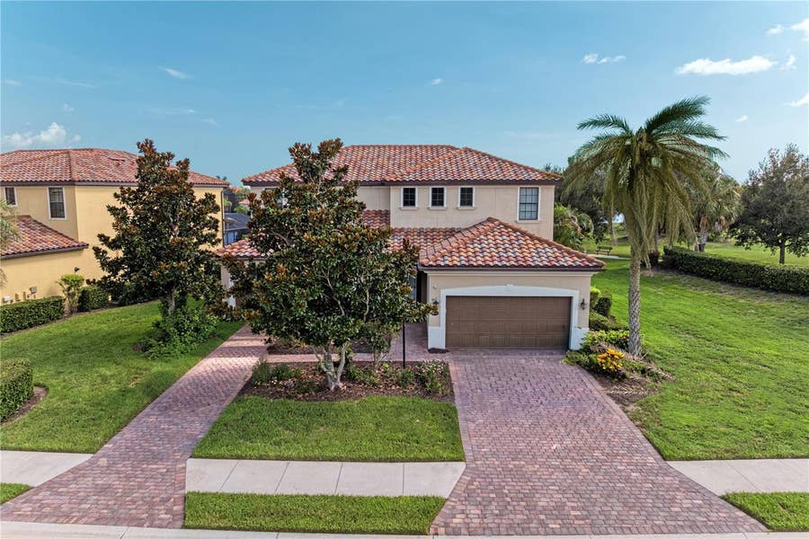 Property photo for 13306 RAMBLEWOOD TRAIL, Lakewood Ranch, FL