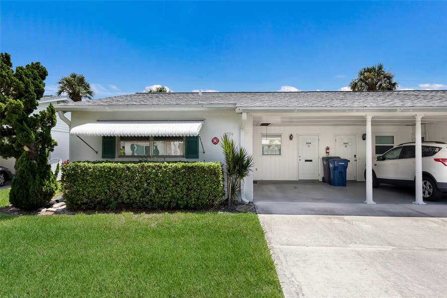 Property photo for 5994 HIBISCUS DRIVE, Bradenton, FL