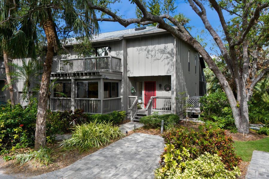 Property photo for 1479 LANDINGS CIRCLE, #41, Sarasota, FL