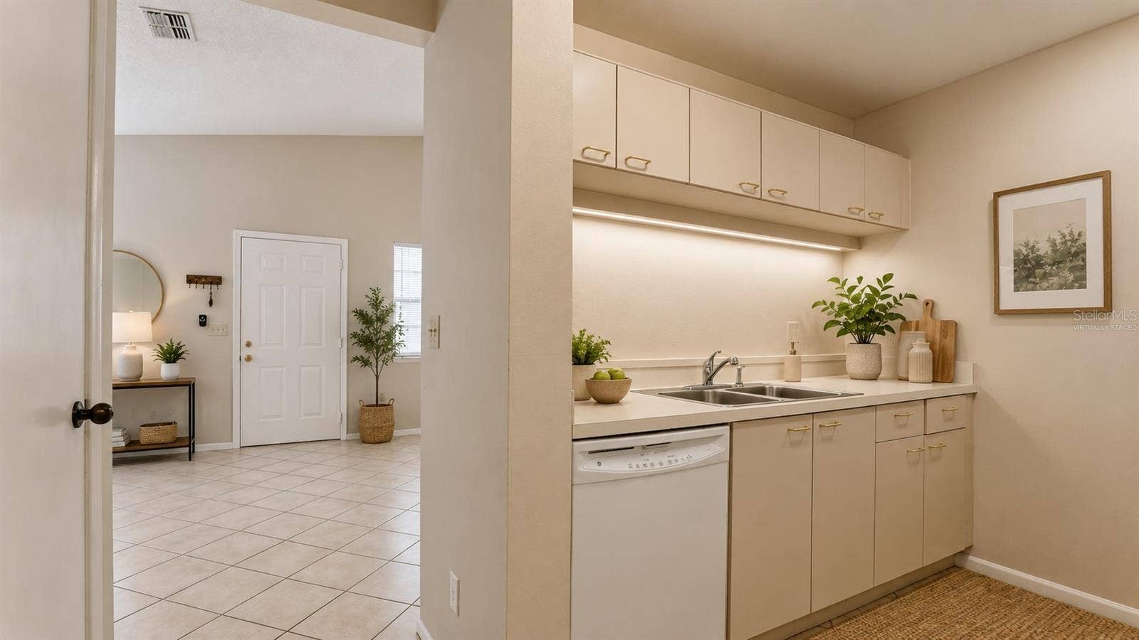 Virtually Staged Kitchen Photo