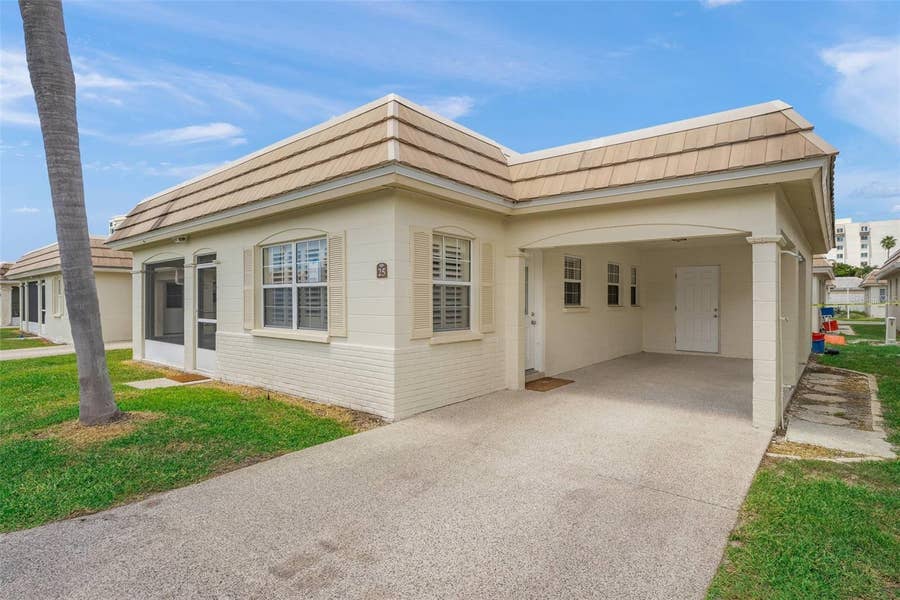 Property photo for Sarasota, FL