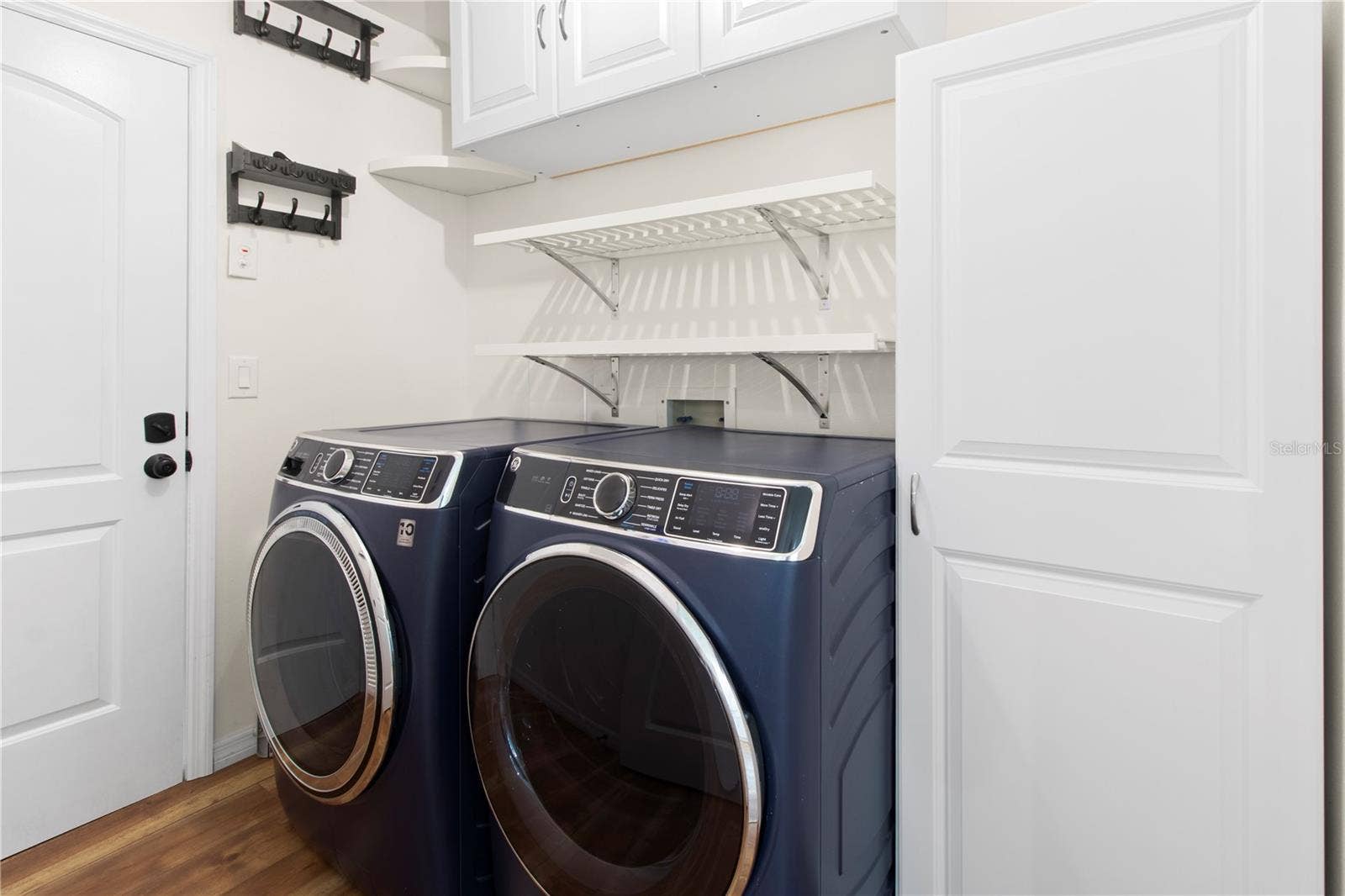 7905 55TH STREET E, Palmetto, FL 34221 LAUNDRY & STORAGE CABINETRY
