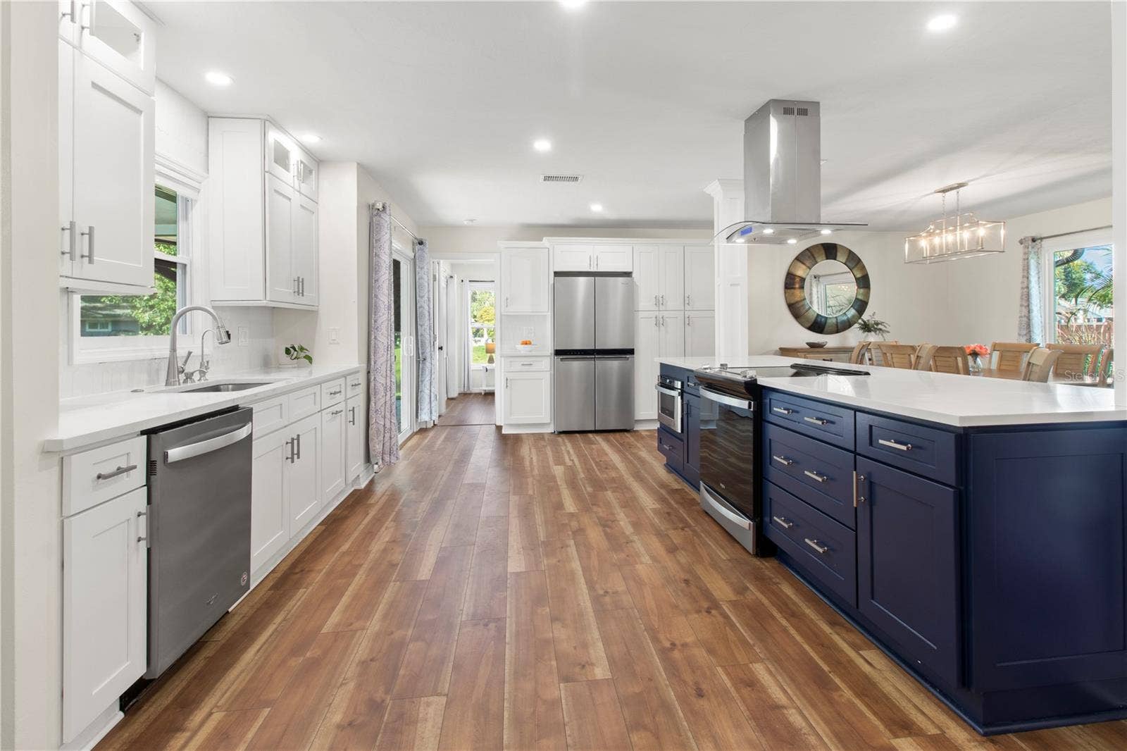 7905 55TH STREET E, Palmetto, FL 34221 AMAZING KITCHEN W/CUSTOM INTERIOR DESIGNS