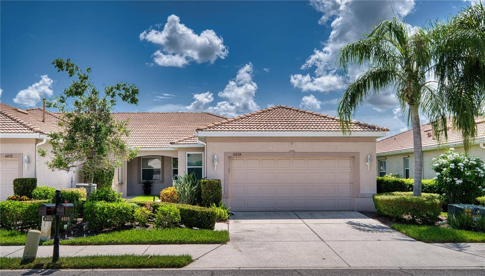 4019 CASCADE FALLS DRIVE, Sarasota, FL 34243 4019 CASCADE FALLS DRIVE, Sarasota, FL 34243