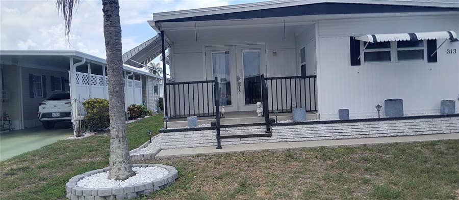 Property photo for 313 DANUBE CIRCLE, Bradenton, FL