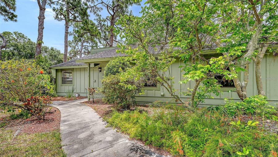 Property photo for 5010 BARRINGTON CIRCLE, #2001, Sarasota, FL
