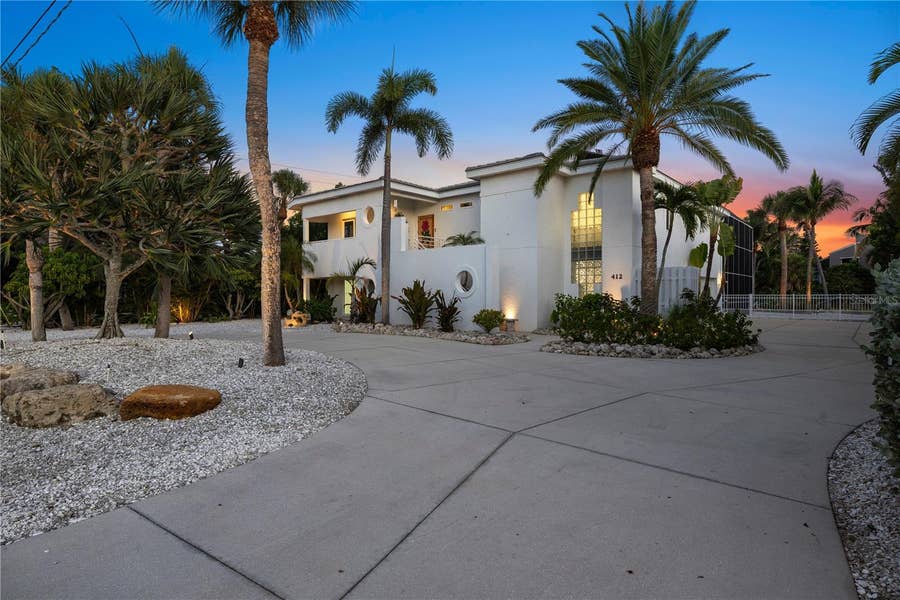 Property photo for 412 TREASURE BOAT WAY, Sarasota, FL