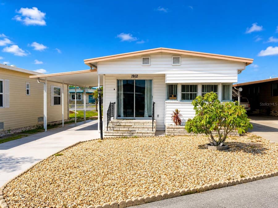Property photo for 1912 IOWA AVENUE, Bradenton, FL