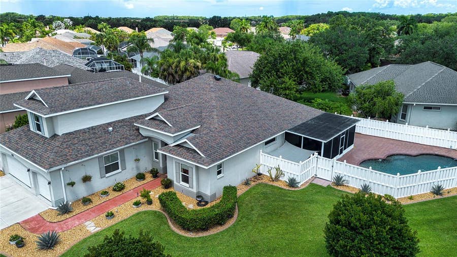 Property photo for 515 PLANTERS MANOR WAY, Bradenton, FL