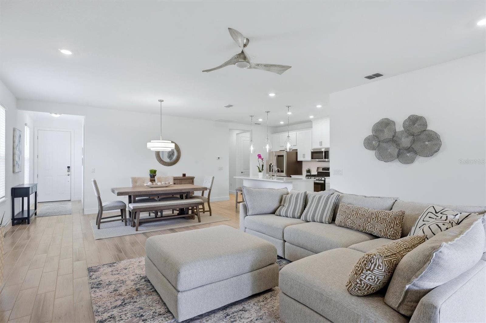 5229 SAVINO CIRCLE, Palmetto, FL 34221 5229 SAVINO CIRCLE, Palmetto, FL 34221