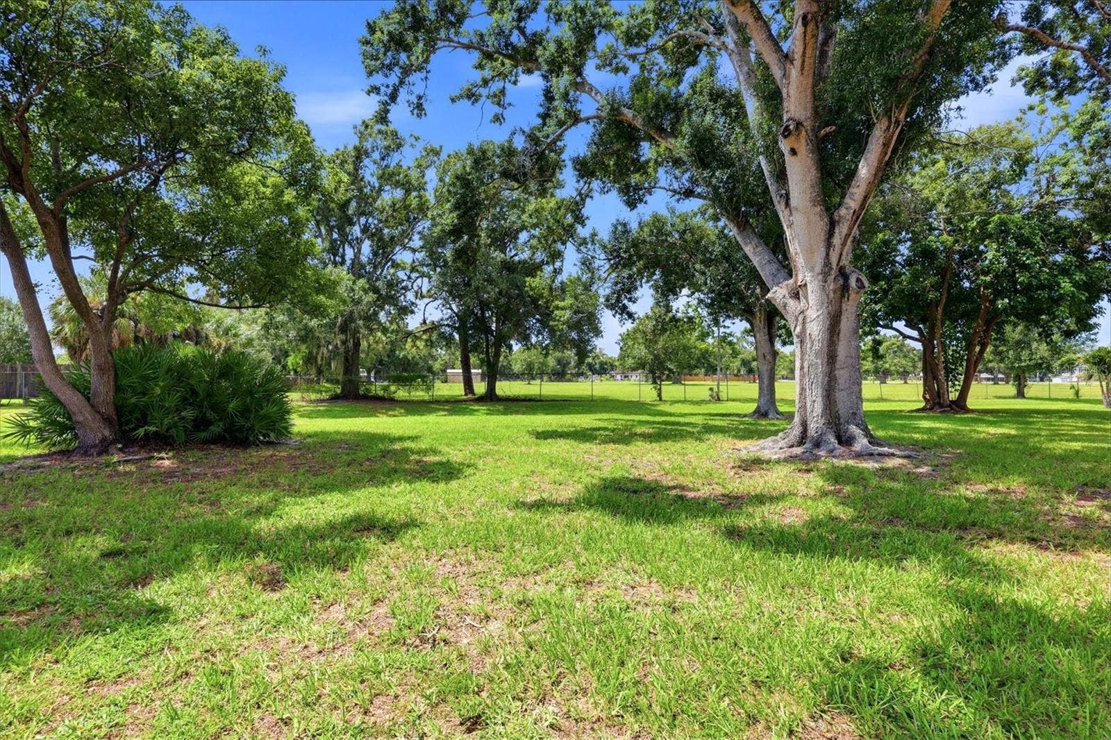 4538 PAWNEE TRAIL, #197, Sarasota, FL 34233 Lovely backyard with trees, shade, space and bunnies!