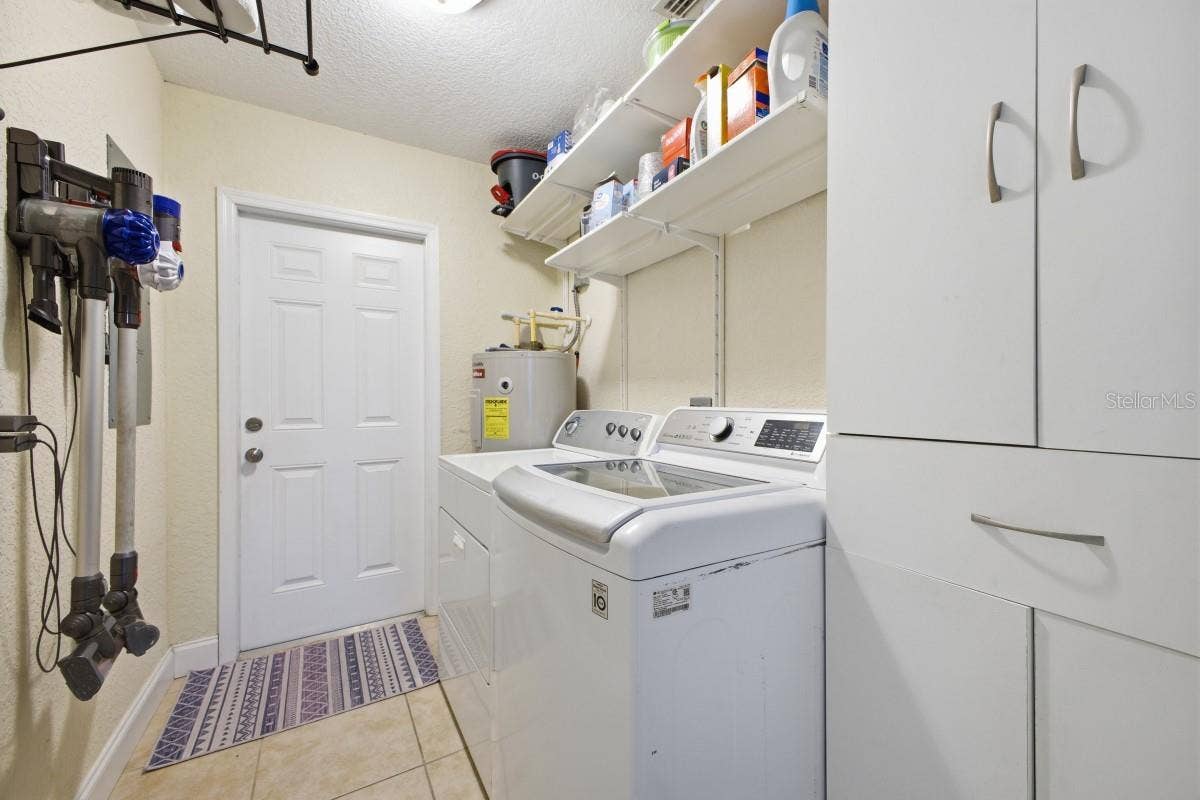 2441 17TH STREET W, Palmetto, FL 34221