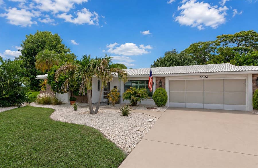 Property photo for 3602 JOYCE DRIVE, Bradenton, FL