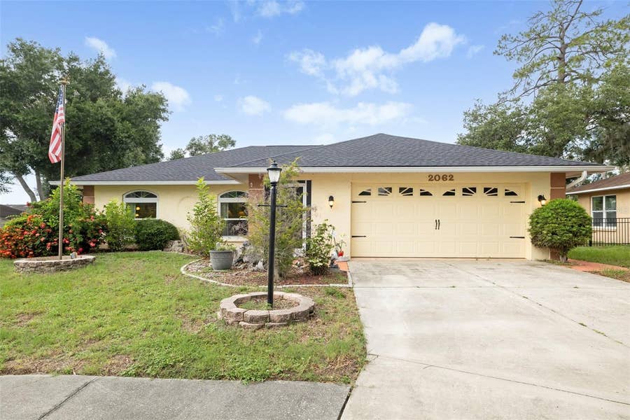 Property photo for 2062 OLD ARBOR COURT, Sarasota, FL