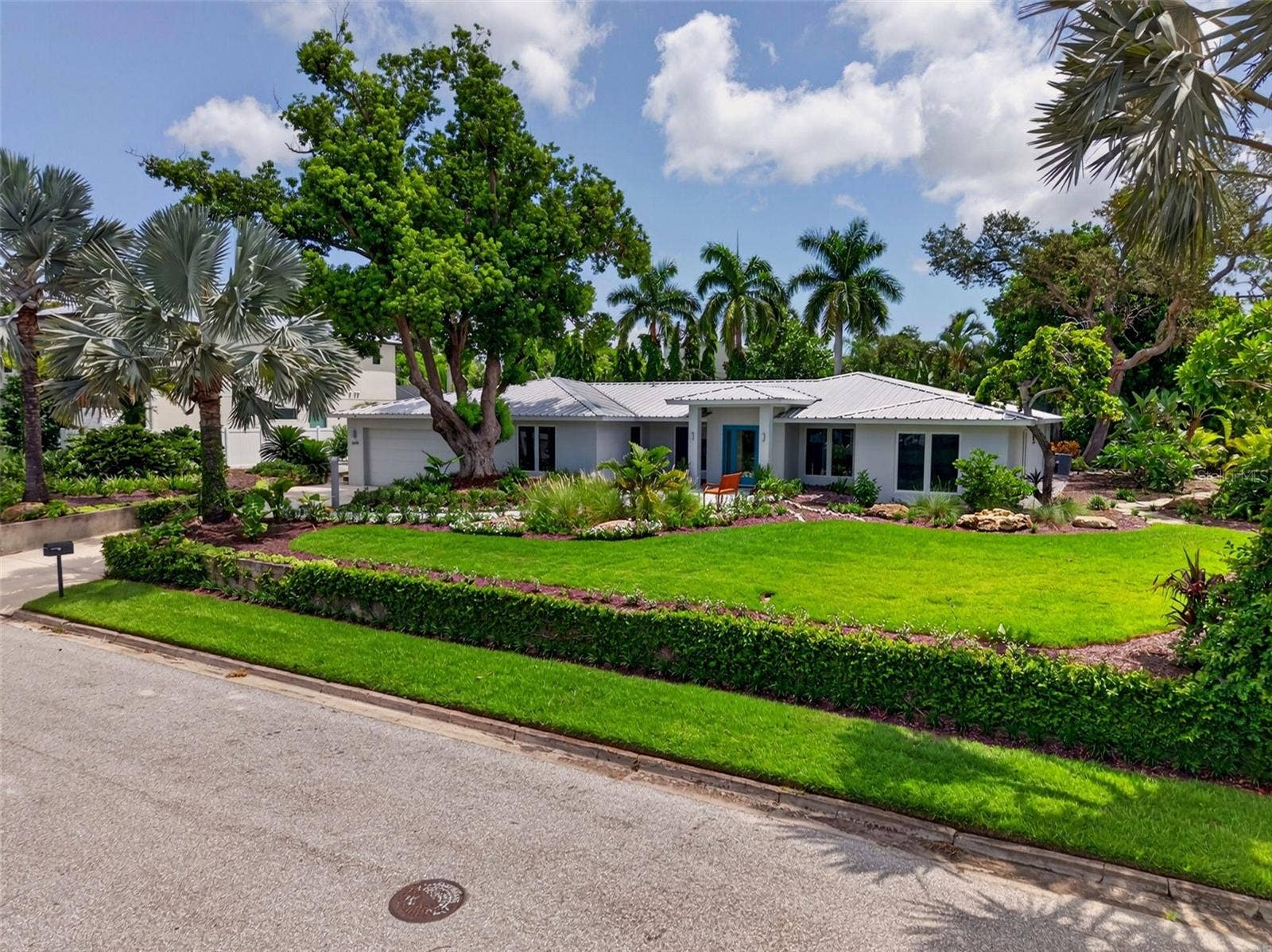 2631 PURITAN TERRACE, Sarasota, FL 34239 2631 PURITAN TERRACE, Sarasota, FL 34239
