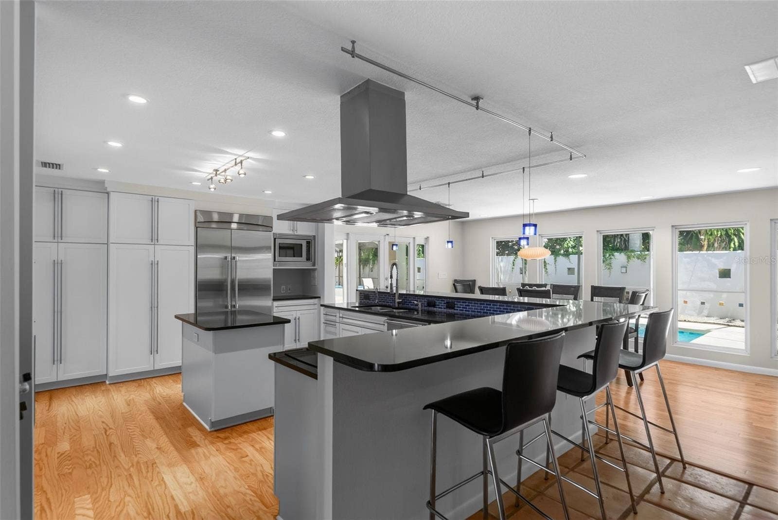 2631 PURITAN TERRACE, Sarasota, FL 34239 2631 PURITAN TERRACE, Sarasota, FL 34239