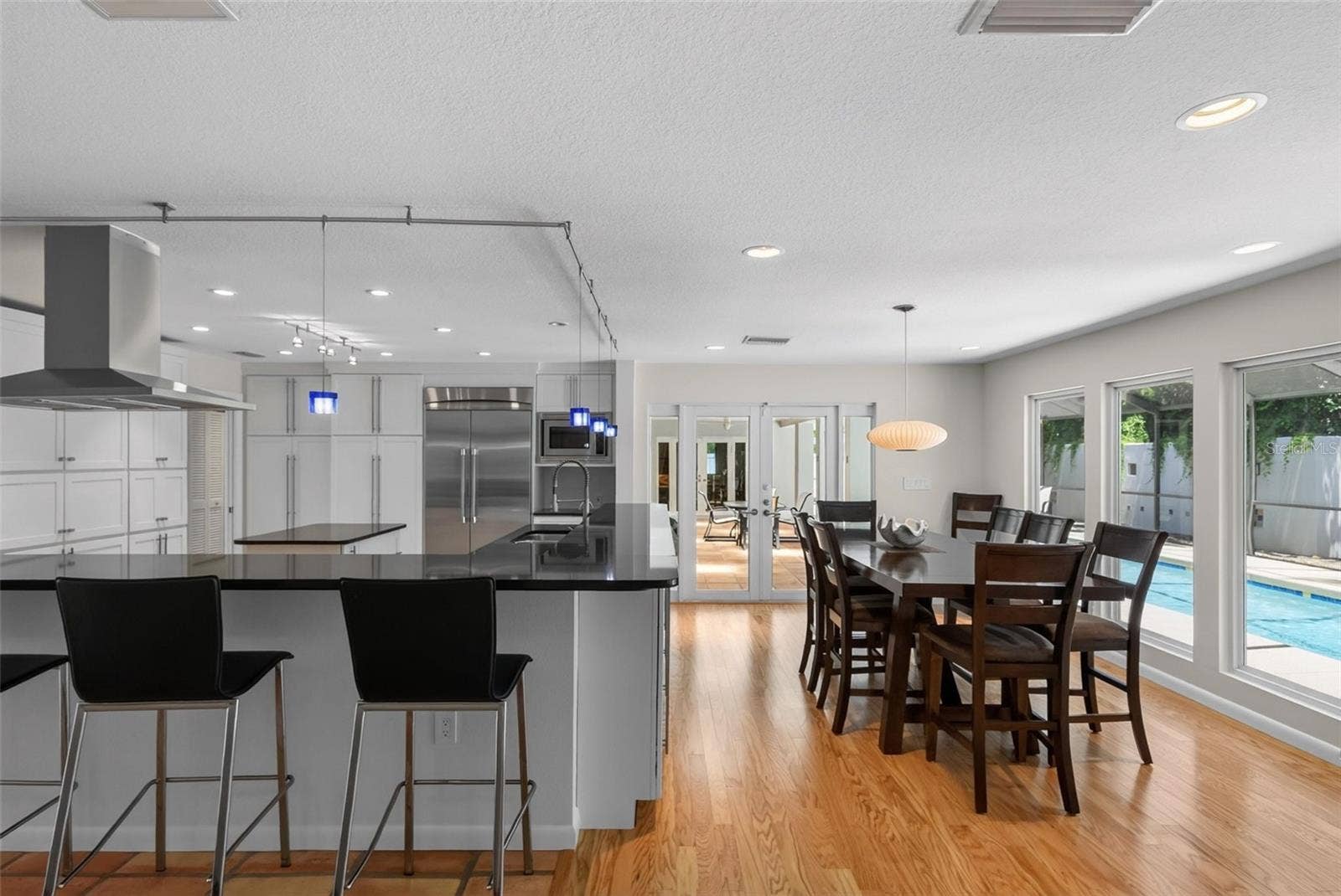 2631 PURITAN TERRACE, Sarasota, FL 34239 2631 PURITAN TERRACE, Sarasota, FL 34239