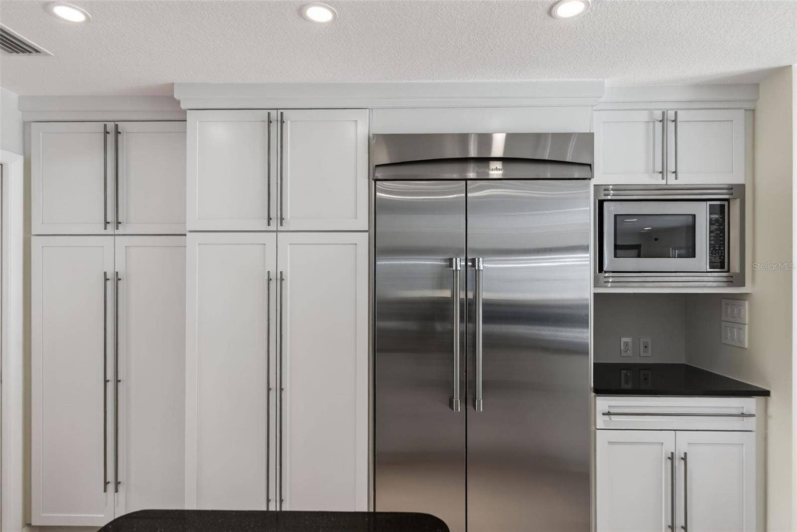 2631 PURITAN TERRACE, Sarasota, FL 34239 2631 PURITAN TERRACE, Sarasota, FL 34239