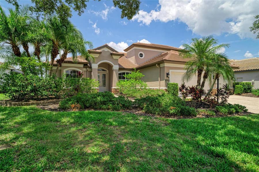 Property photo for 13329 SWALLOWTAIL DRIVE, Lakewood Ranch, FL