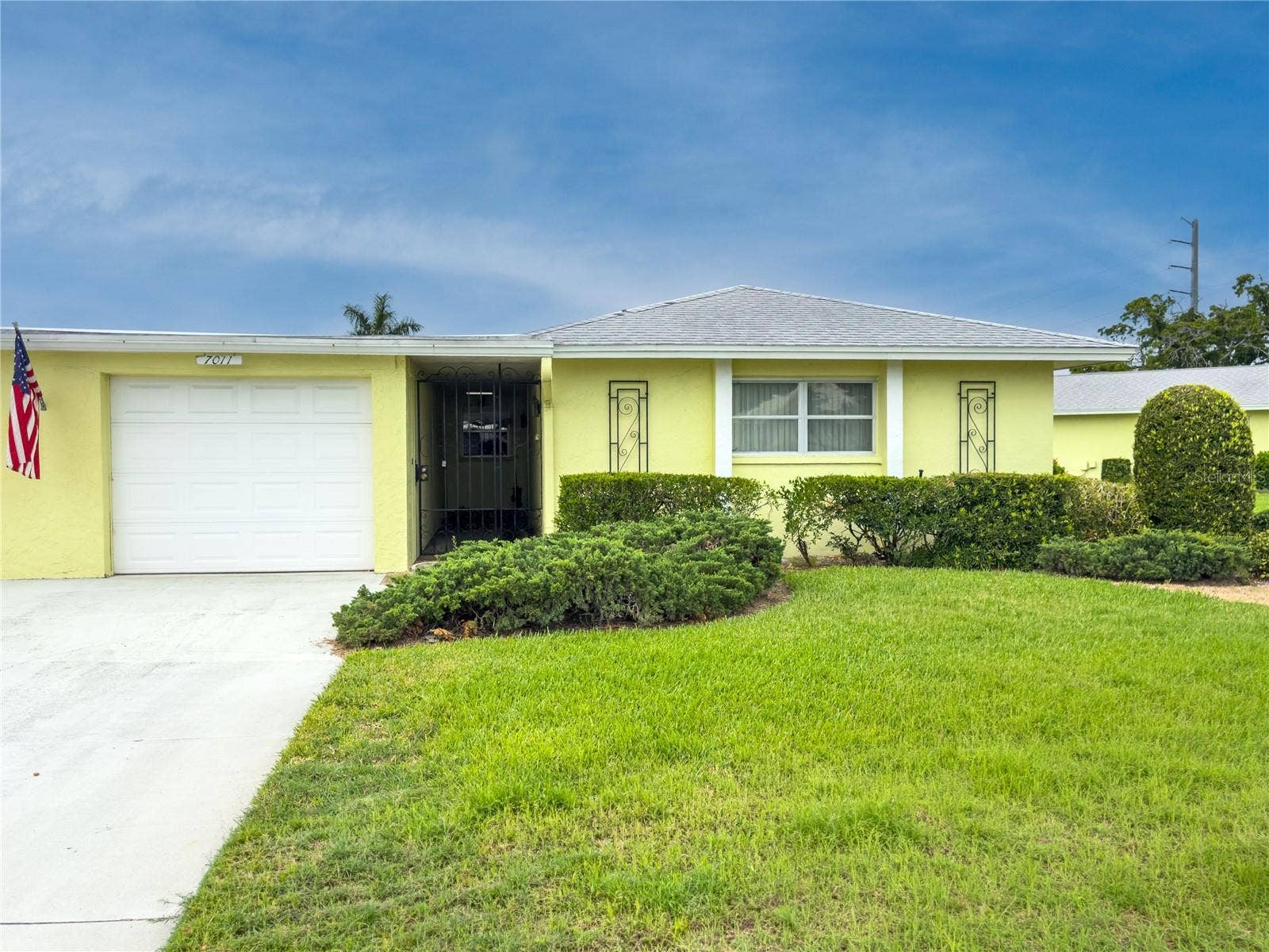 7011 10TH AVENUE W, Bradenton, FL 34209 7011 10TH AVENUE W, Bradenton, FL 34209