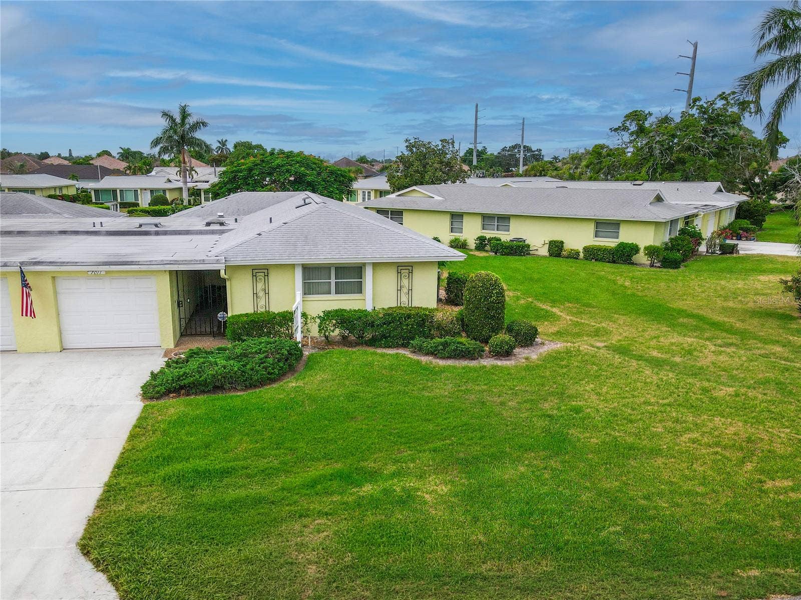 7011 10TH AVENUE W, Bradenton, FL 34209 7011 10TH AVENUE W, Bradenton, FL 34209