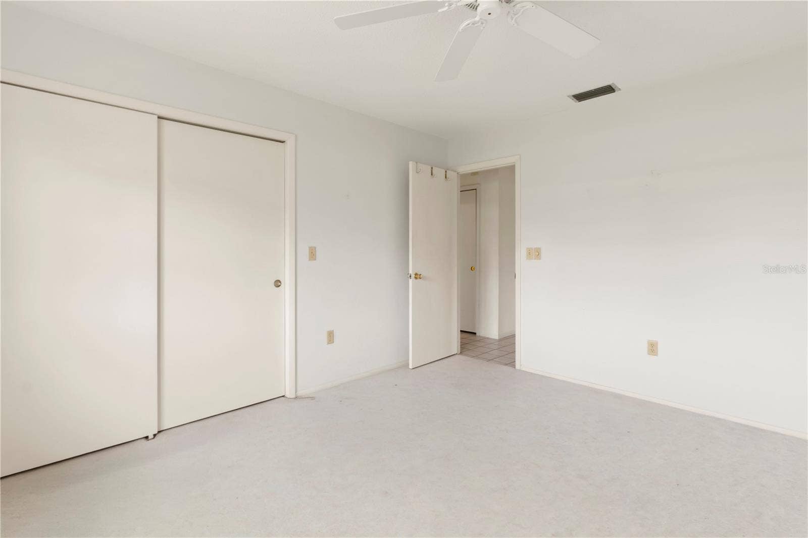 7011 10TH AVENUE W, Bradenton, FL 34209 7011 10TH AVENUE W, Bradenton, FL 34209