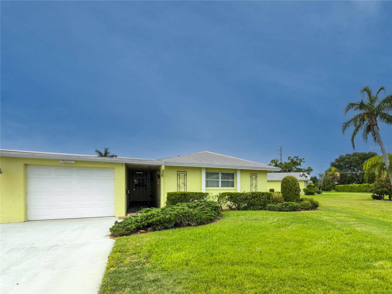 7011 10TH AVENUE W, Bradenton, FL 34209 7011 10TH AVENUE W, Bradenton, FL 34209