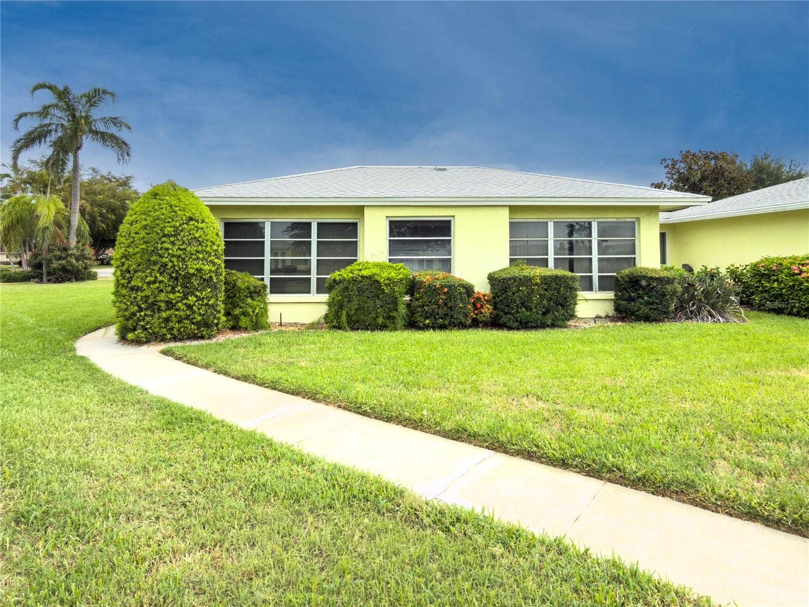 7011 10TH AVENUE W, Bradenton, FL 34209 7011 10TH AVENUE W, Bradenton, FL 34209
