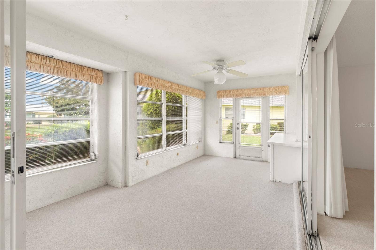 7011 10TH AVENUE W, Bradenton, FL 34209 7011 10TH AVENUE W, Bradenton, FL 34209