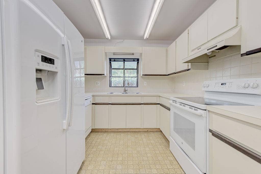 7620 4TH AVENUE W, #7620, Bradenton, FL 34209 7620 4TH AVENUE W, #7620, Bradenton, FL 34209