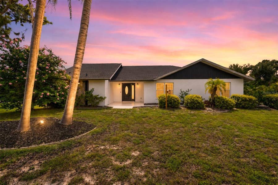 Property photo for 1420 MACKINTOSH BOULEVARD, Nokomis, FL