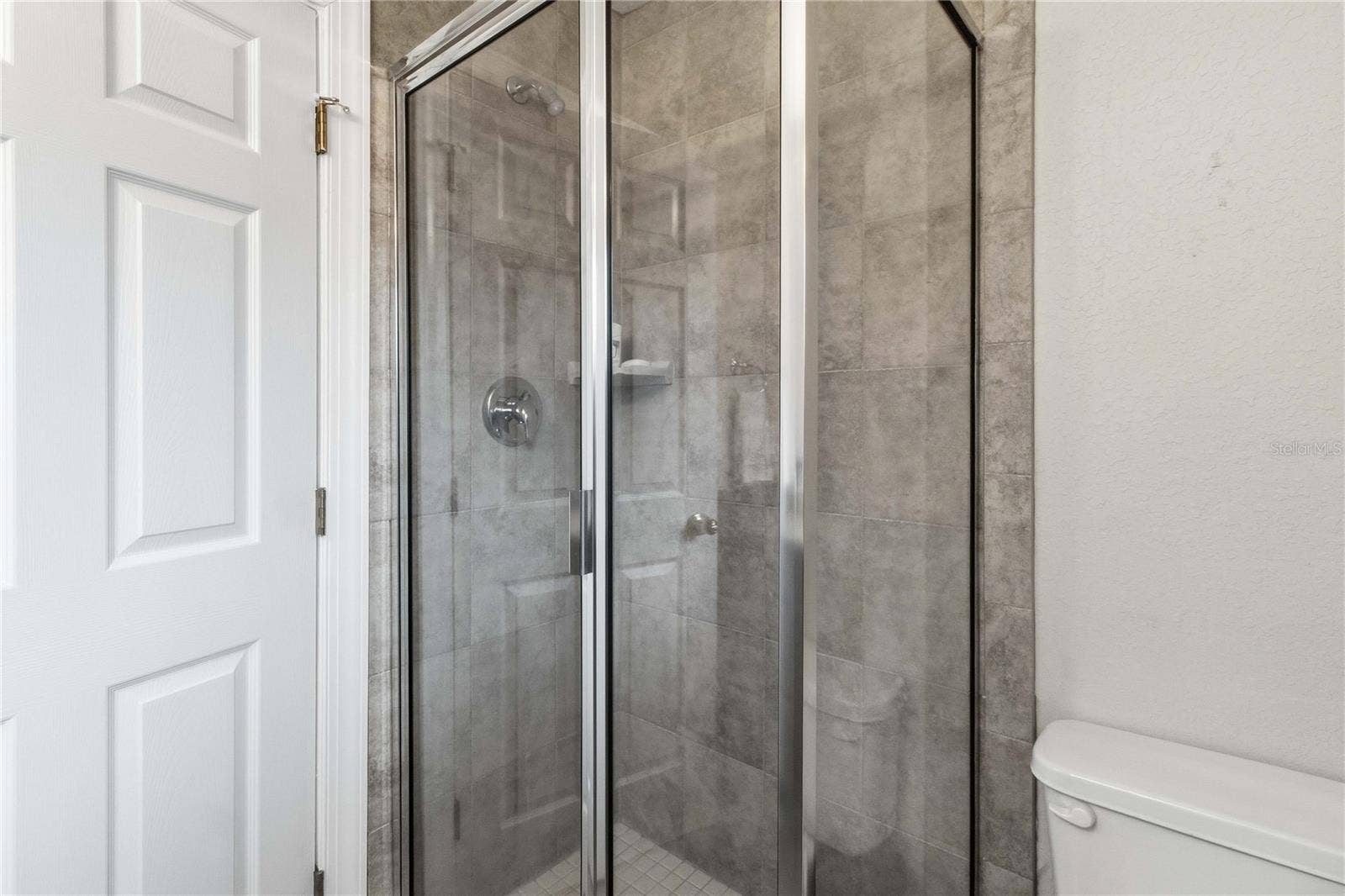 5333 GREENSIDE COURT, Orlando, FL 32819 5333 GREENSIDE COURT, Orlando, FL 32819