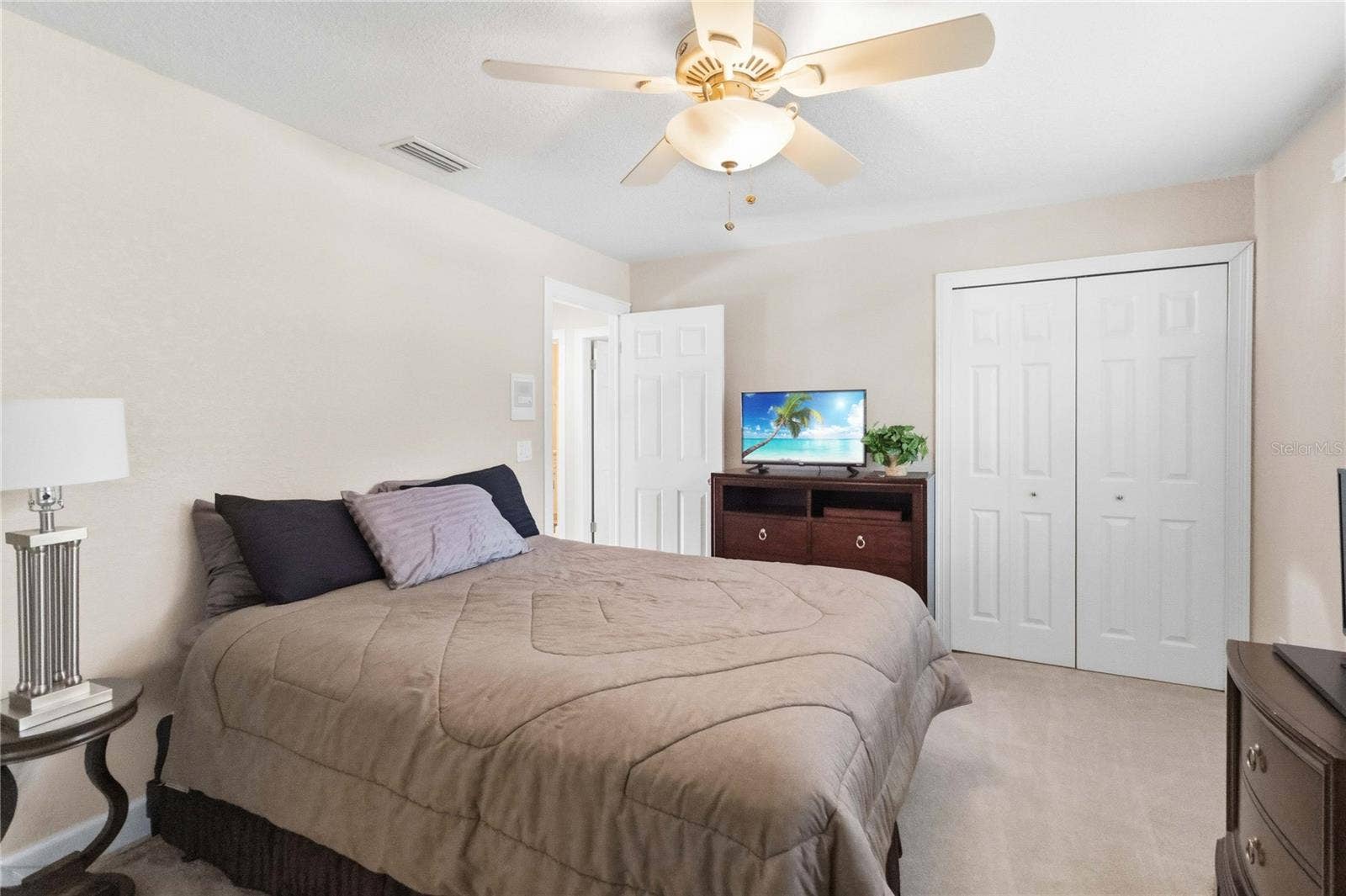 5333 GREENSIDE COURT, Orlando, FL 32819 5333 GREENSIDE COURT, Orlando, FL 32819