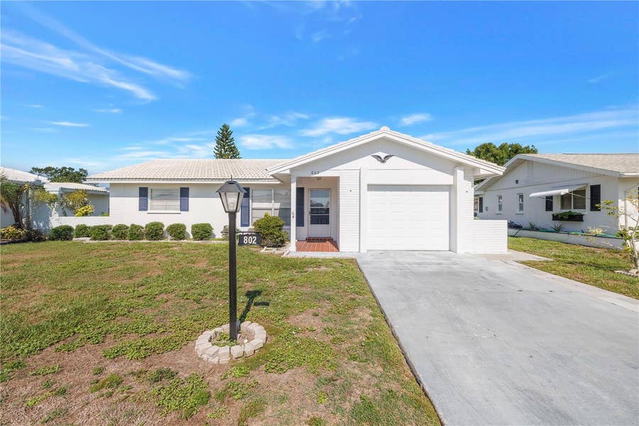 Property photo for 802 BUTTONWOOD DRIVE, Bradenton, FL