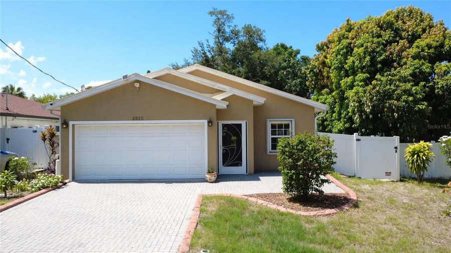 Property photo for 2920 EDGEWOOD LANE, Sarasota, FL