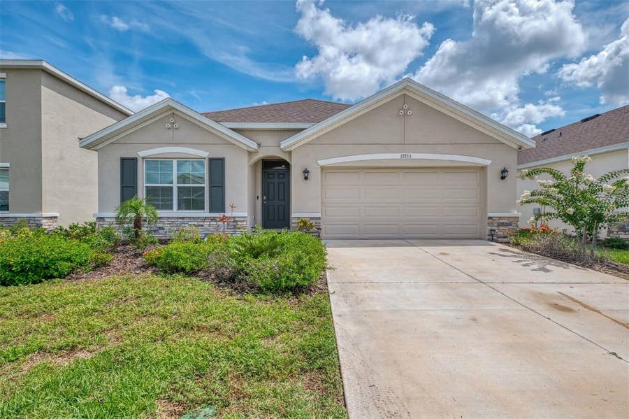Property photo for 17733 CANOPY PLACE, Bradenton, FL