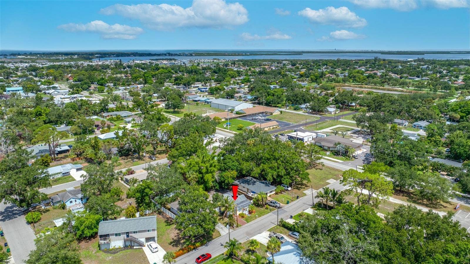 907 18TH AVENUE W, Palmetto, FL 34221 907 18TH AVENUE W, Palmetto, FL 34221