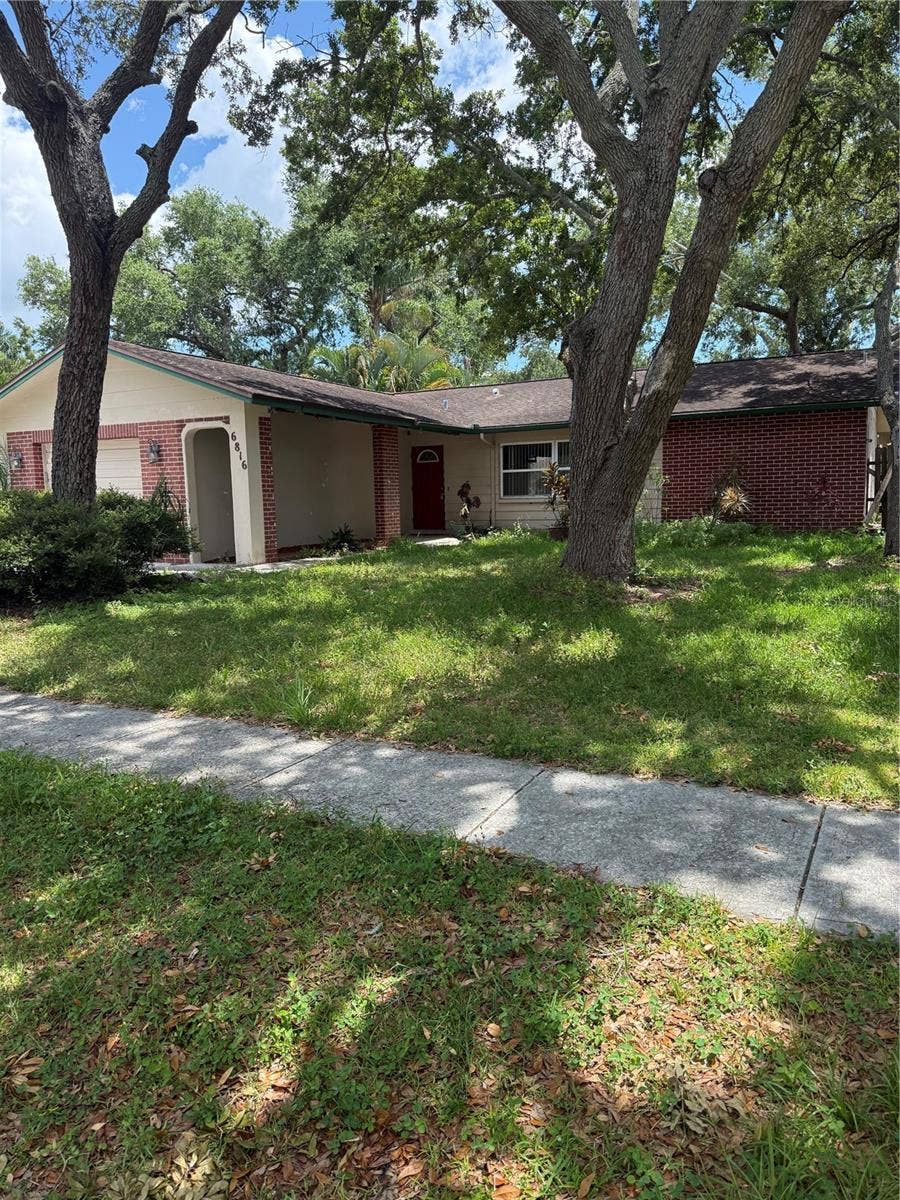 Property photo for 6816 CIRCLECREEK DRIVE, Pinellas Park, FL
