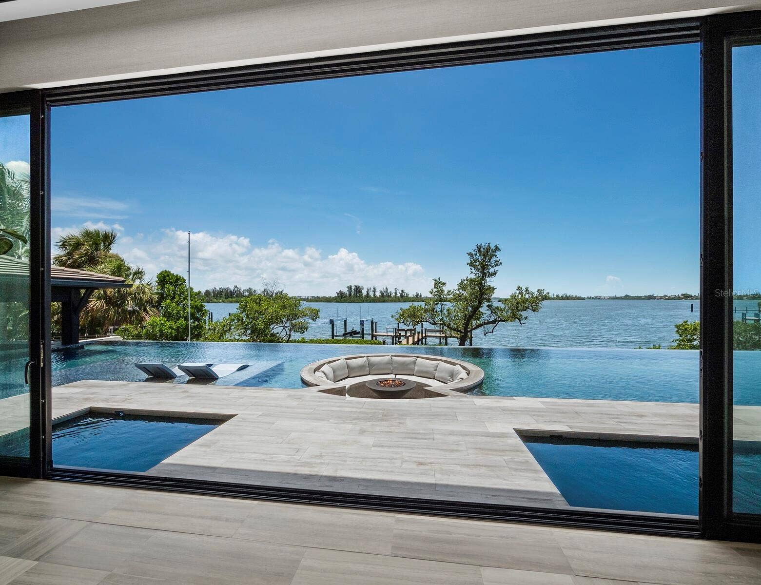 3799 FLAMINGO AVENUE, Sarasota, FL 34242 3799 FLAMINGO AVENUE, Sarasota, FL 34242