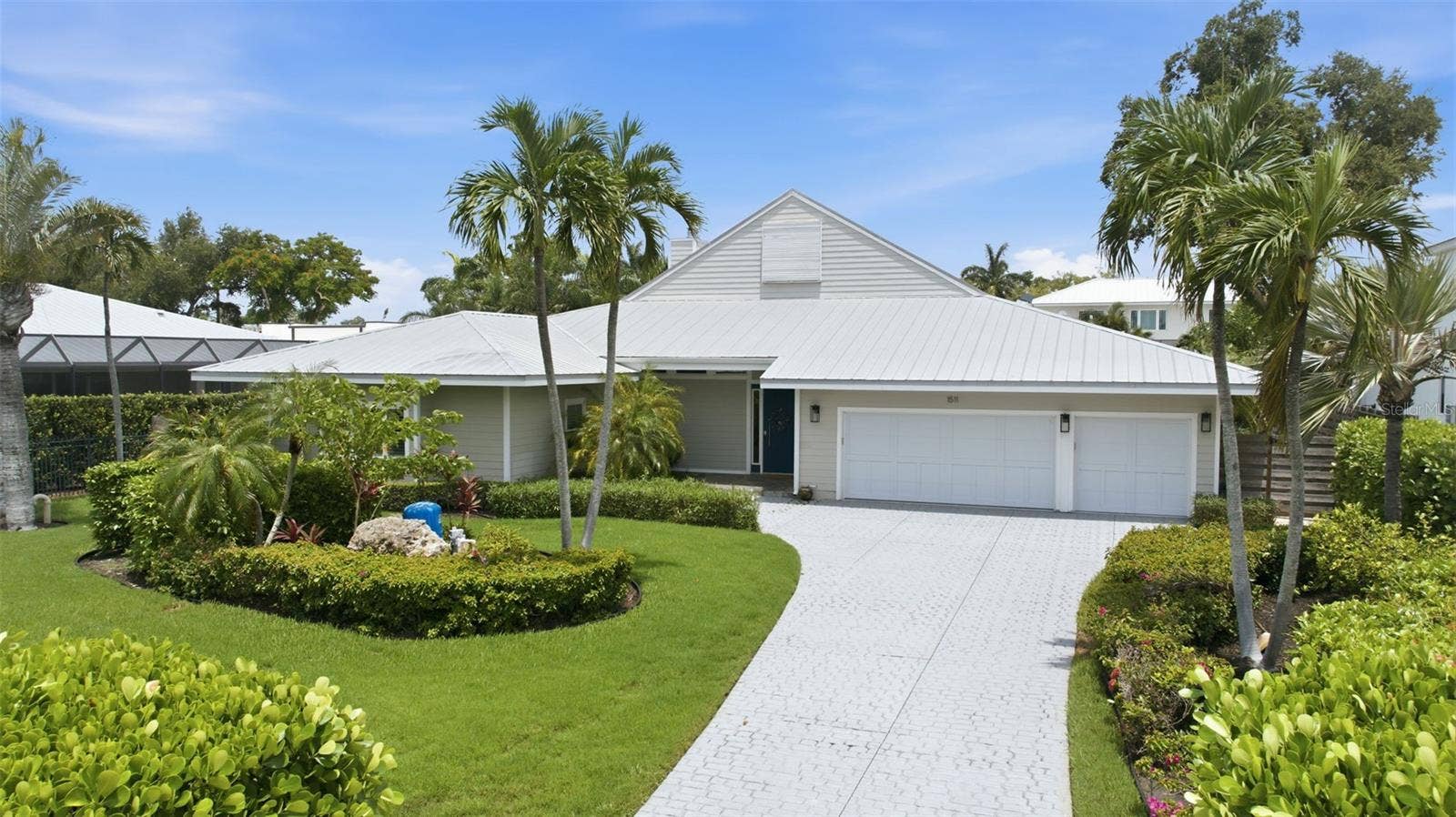 1511 N LAKE SHORE DRIVE, Sarasota, FL 34231 1511 N LAKE SHORE DRIVE, Sarasota, FL 34231