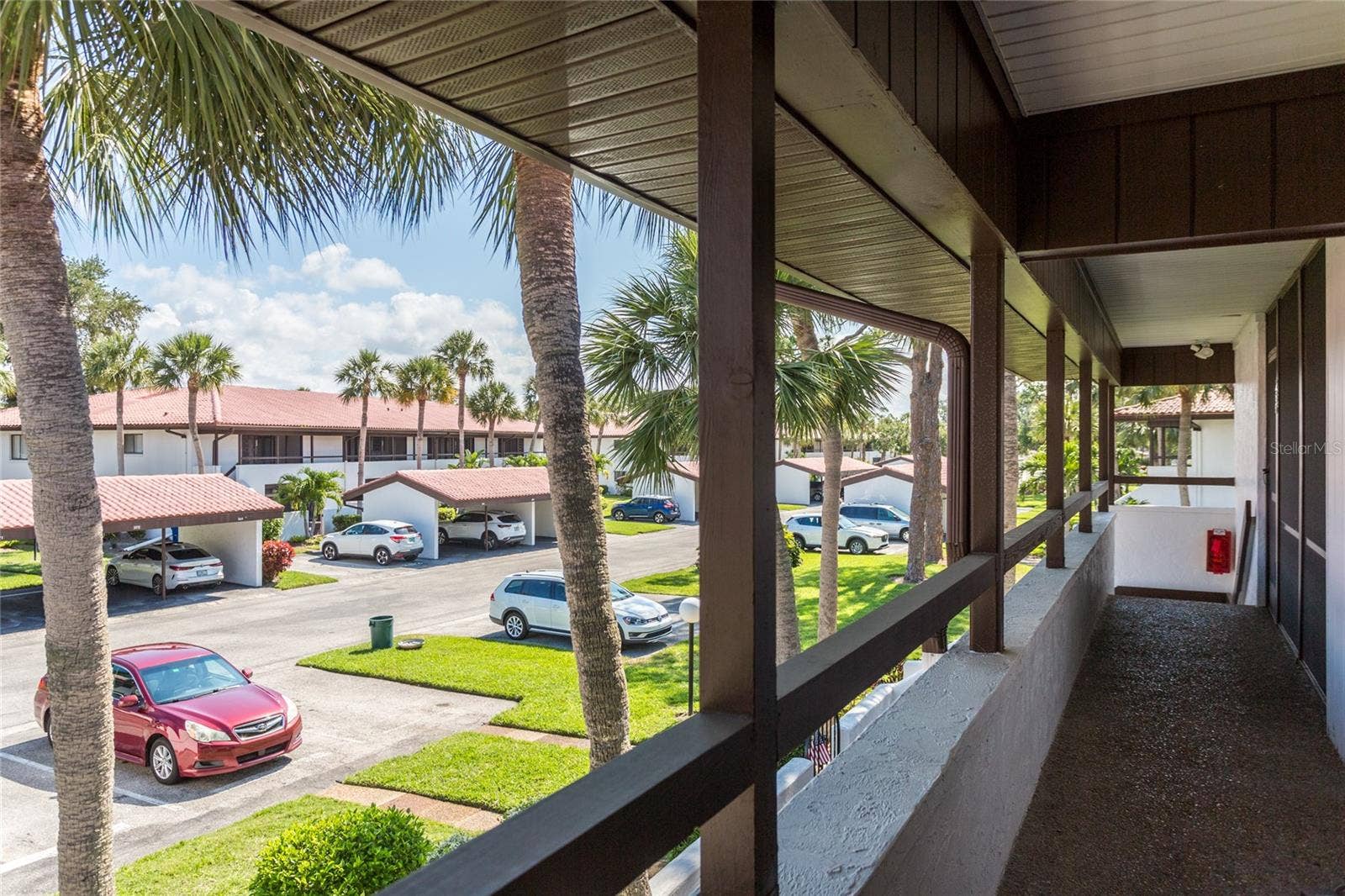 3500 EL CONQUISTADOR PARKWAY, #268, Bradenton, FL 34210 Front Lanai View