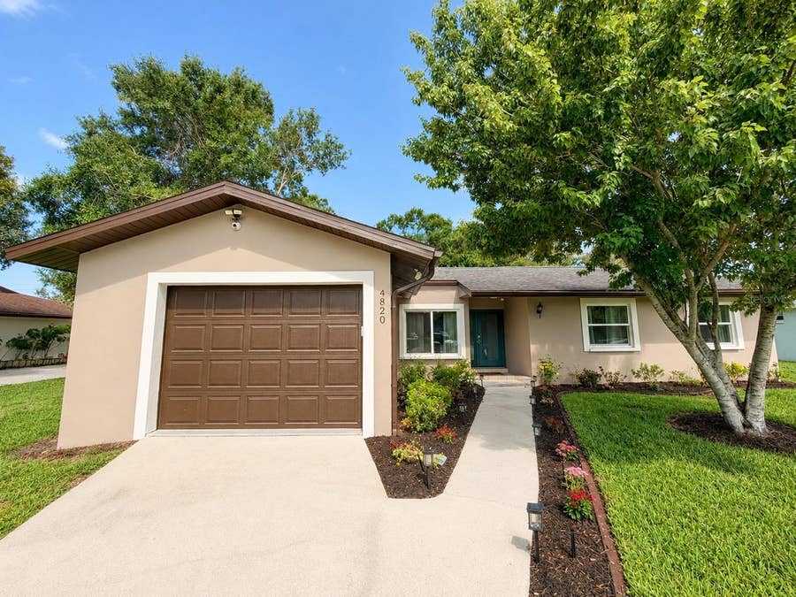 Property photo for 4820 SUNDAY COURT, Sarasota, FL