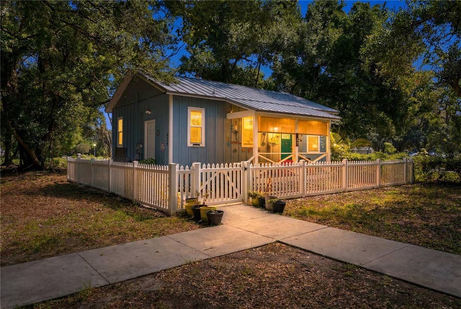 Property photo for 559 18TH STREET E, Bradenton, FL