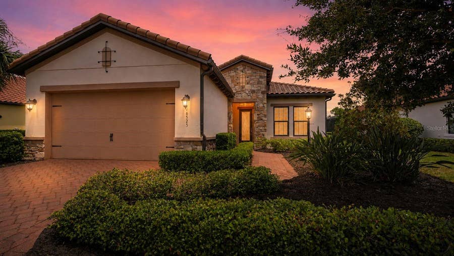Property photo for 16525 HILLSIDE CIRCLE, Lakewood Ranch, FL