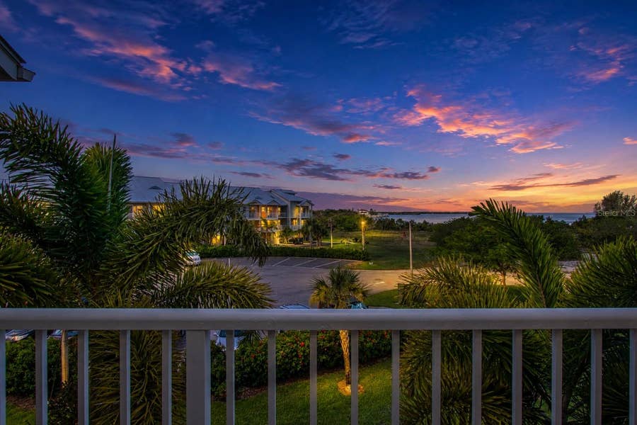 Property photo for 3273 MANGROVE POINT DRIVE, Ruskin, FL