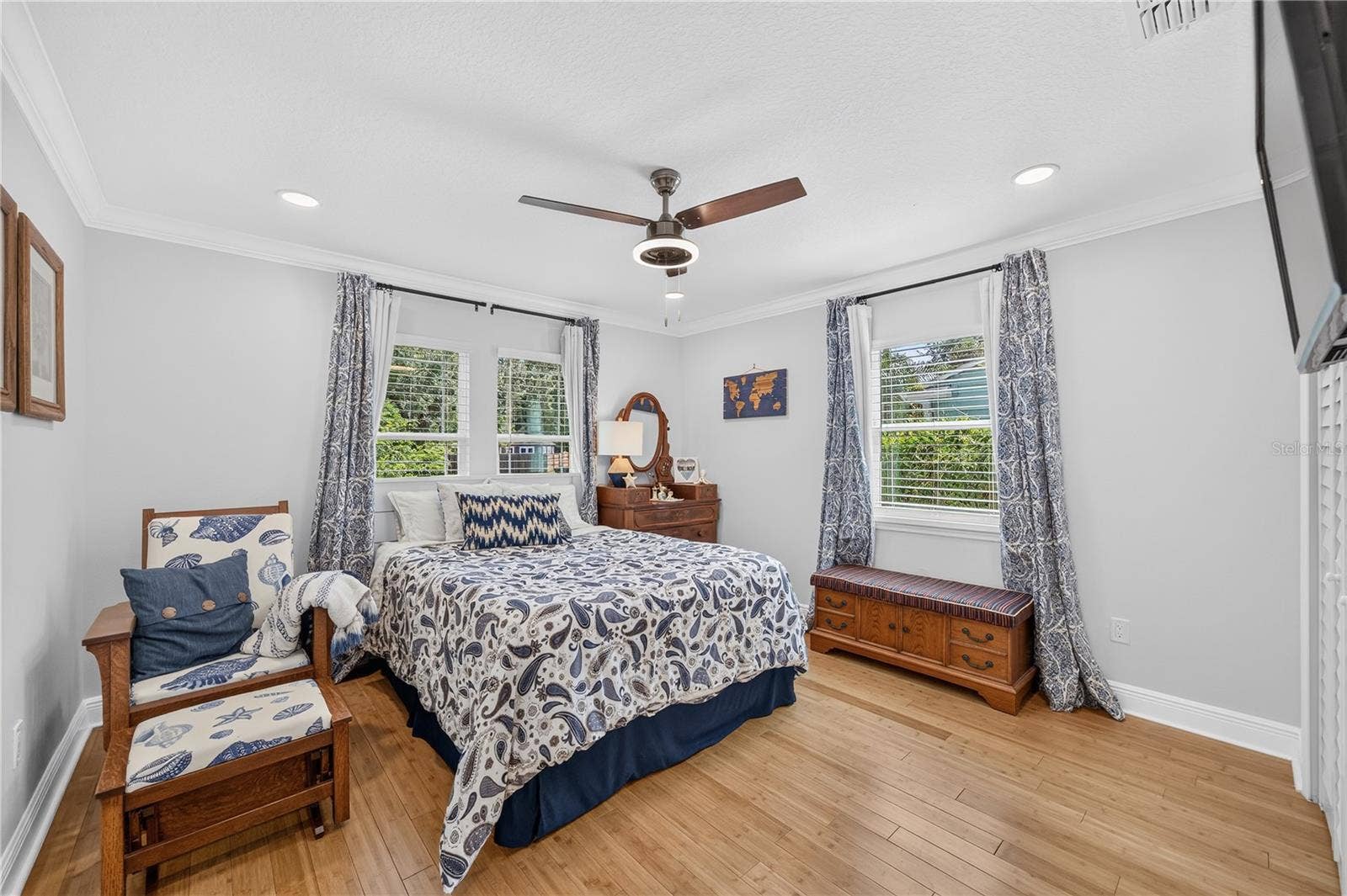 guest bedroom #1